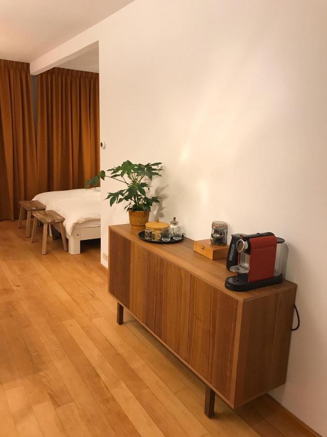 Huis Nummer 1 アイントホーフェン エクステリア 写真